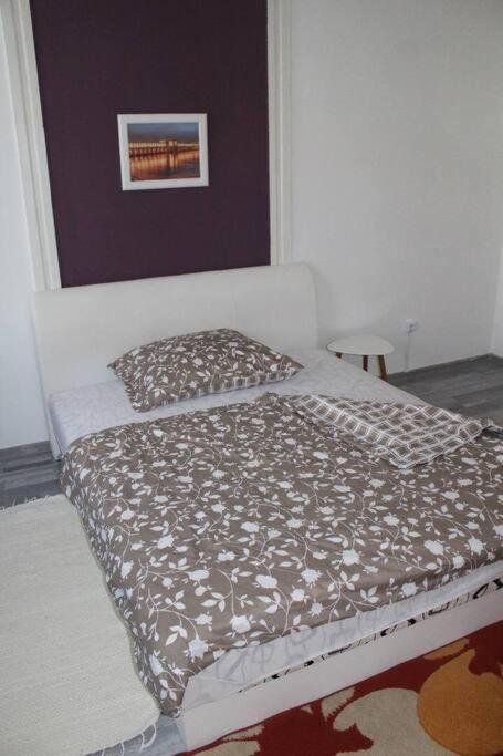 Szeged Apartment Екстериор снимка
